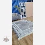تصویر واقعی محصول فرشینه خاکستری مدرن جنس مخمل تُرک تولید ابعاد دلخواه استُپ دار
