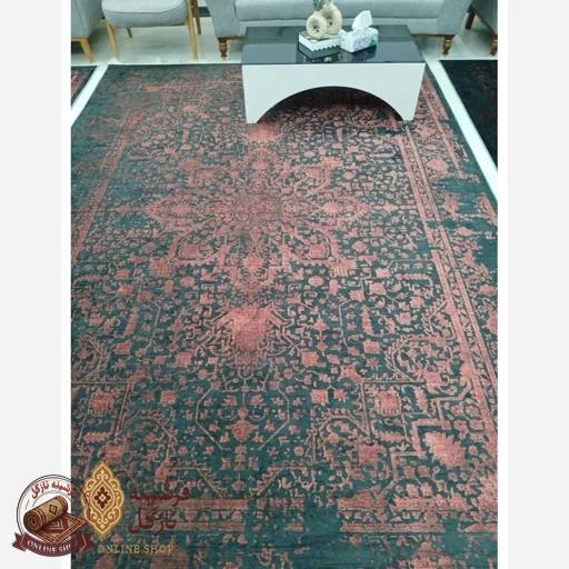 فرشینه لاکی قرمز تیره (ابعاد مختلف) جنس رویه کارمخمل ترک صاف و نررم ضدلغزش U135